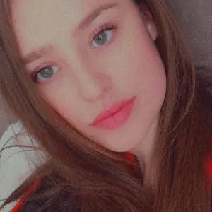 Özge TAHTA
