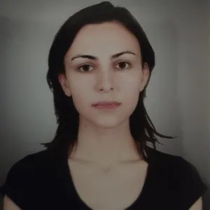 Özge DEMIR