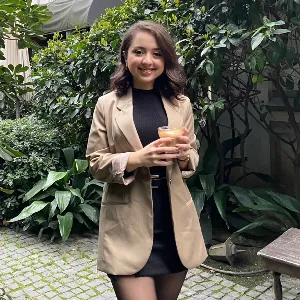 Esma UZ