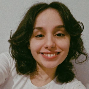Özge AKBAŞ