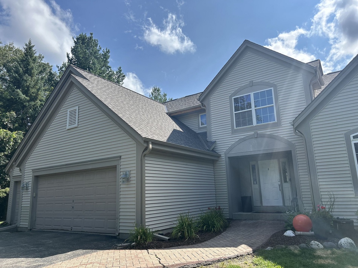 N6W31906 Shagbark Glen , Delafield, WI, US