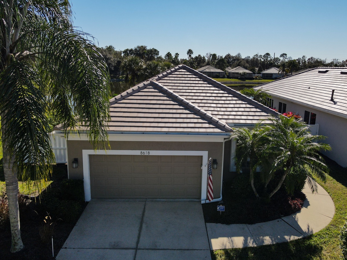 8618 53rd Place East , Bradenton, FL, US