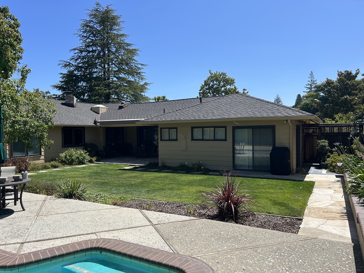 150 Longmeadow Drive , Los Gatos, CA, US