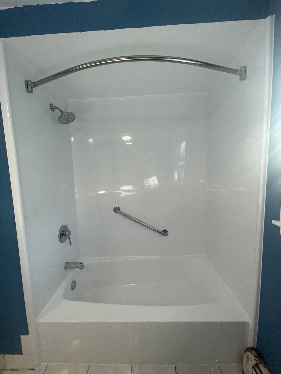 Menomonee Falls, WI, 53051, US