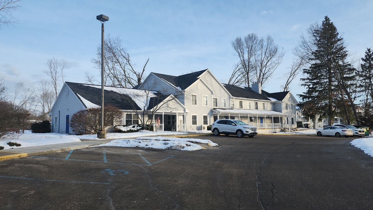 7818 Kenmure Drive , Portage, MI, US