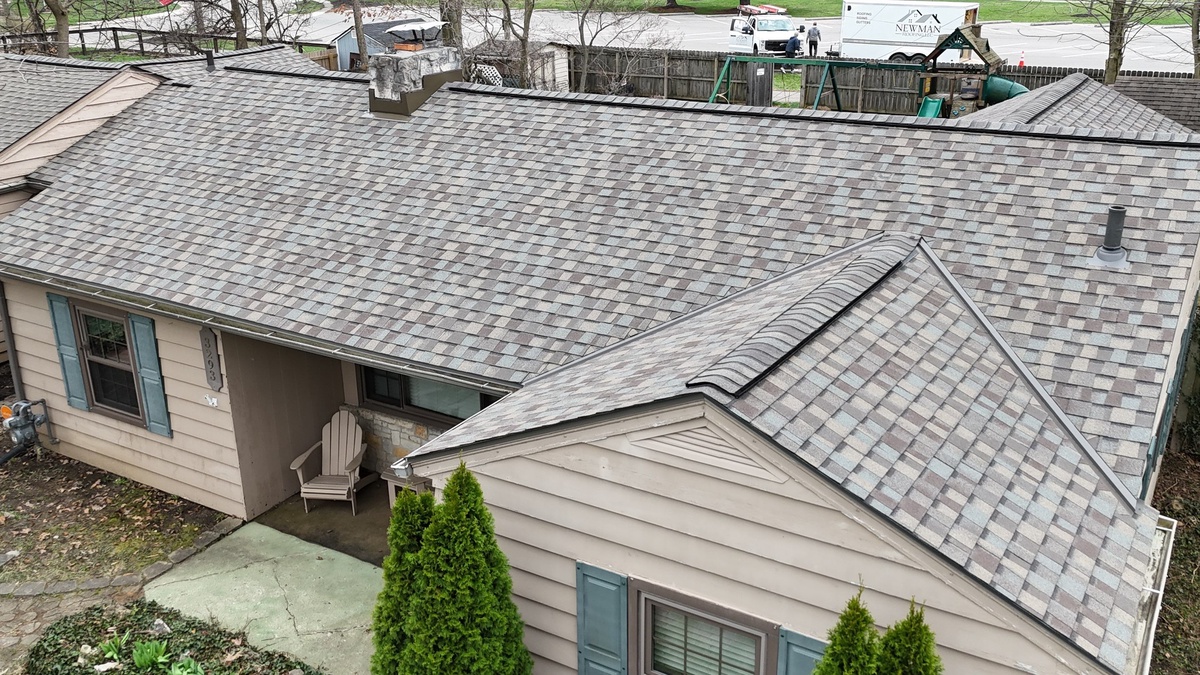 3293 Woodlawn Avenue , Grove City, OH, US