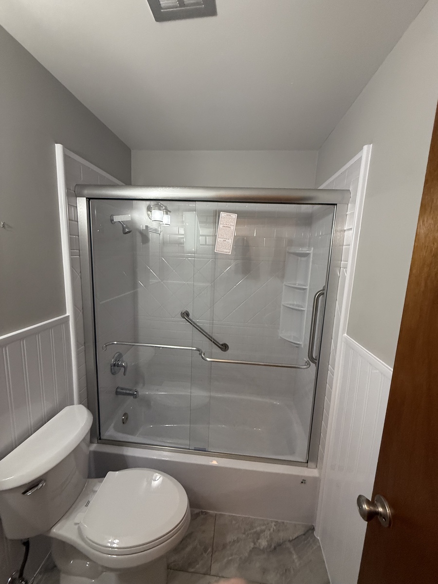 Edwardsville, IL, 62025, US