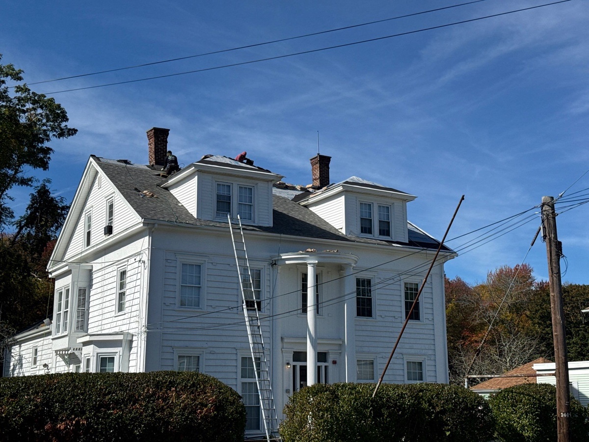 1170 Main Street , West Warwick, RI, US