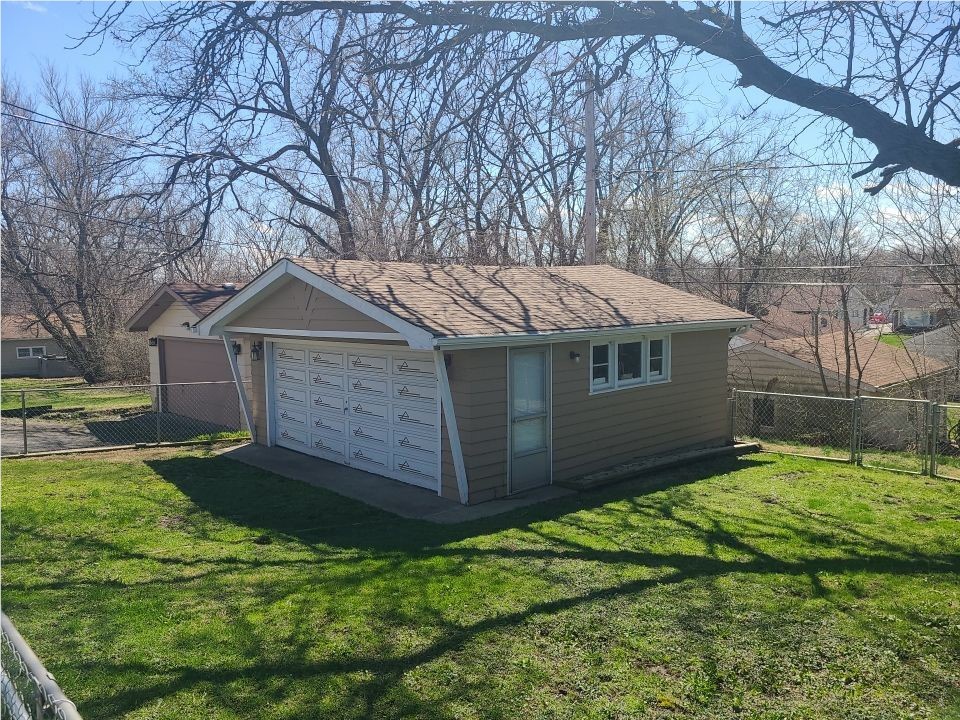 2813 174th Street , Hazel Crest, IL, US