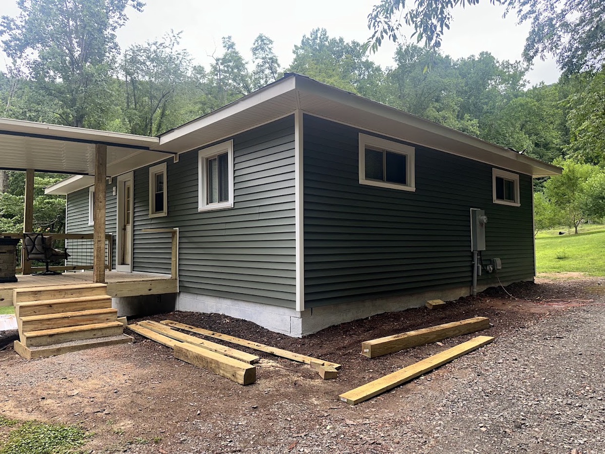 212 Morgan Cove Road , Candler, NC, US