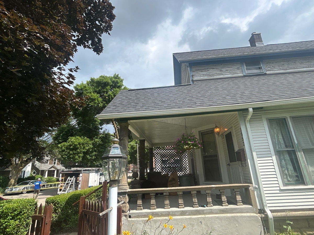 1552 BROADWAY AVE NW , GRAND RAPIDS, MI, US
