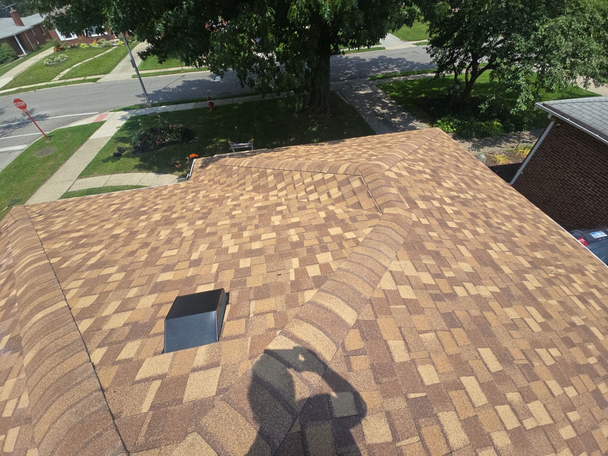21206 Littlestone Road , Harper Woods, MI, US