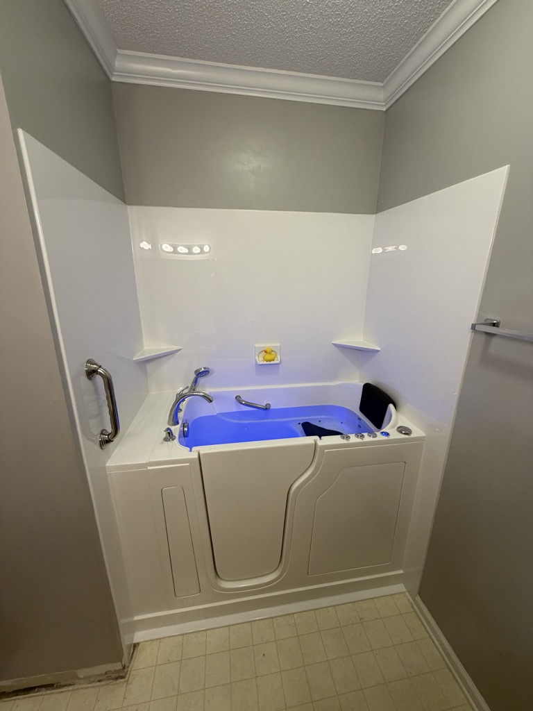 2103 Eastbrook Southeast , Decatur, AL, US