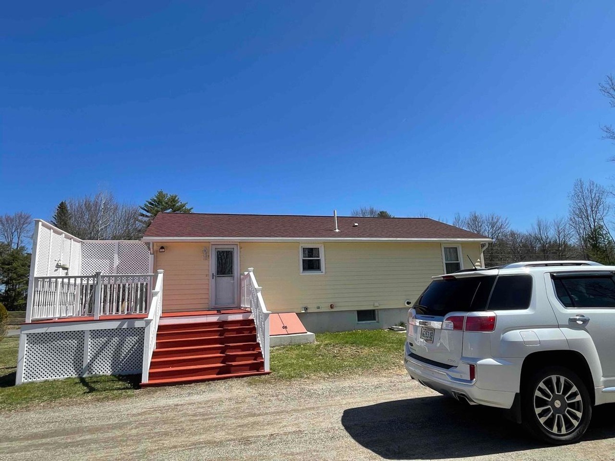 46 Morin Lane , Milford, ME, US