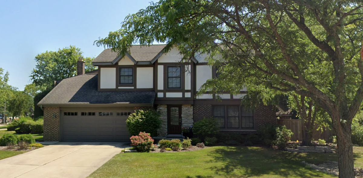 3851 Russett Lane , Northbrook, IL, US