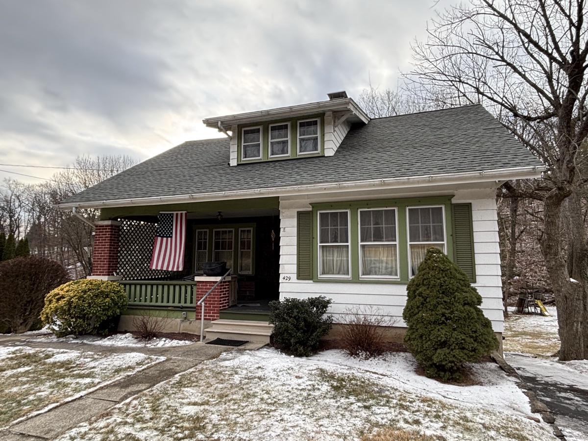 429 Blue Mountain Drive , Walnutport, PA, US
