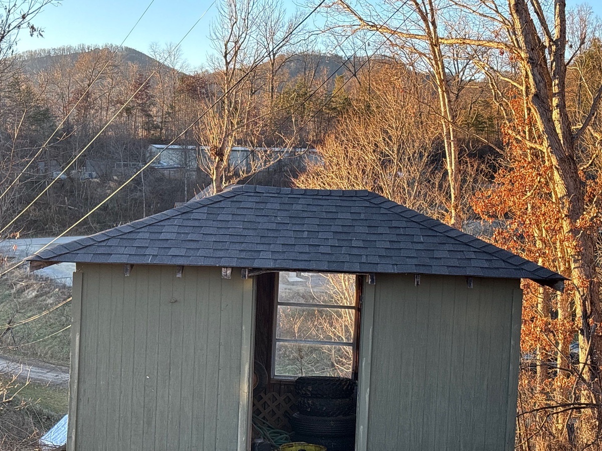 169 Vista Lane , Canton, NC, US