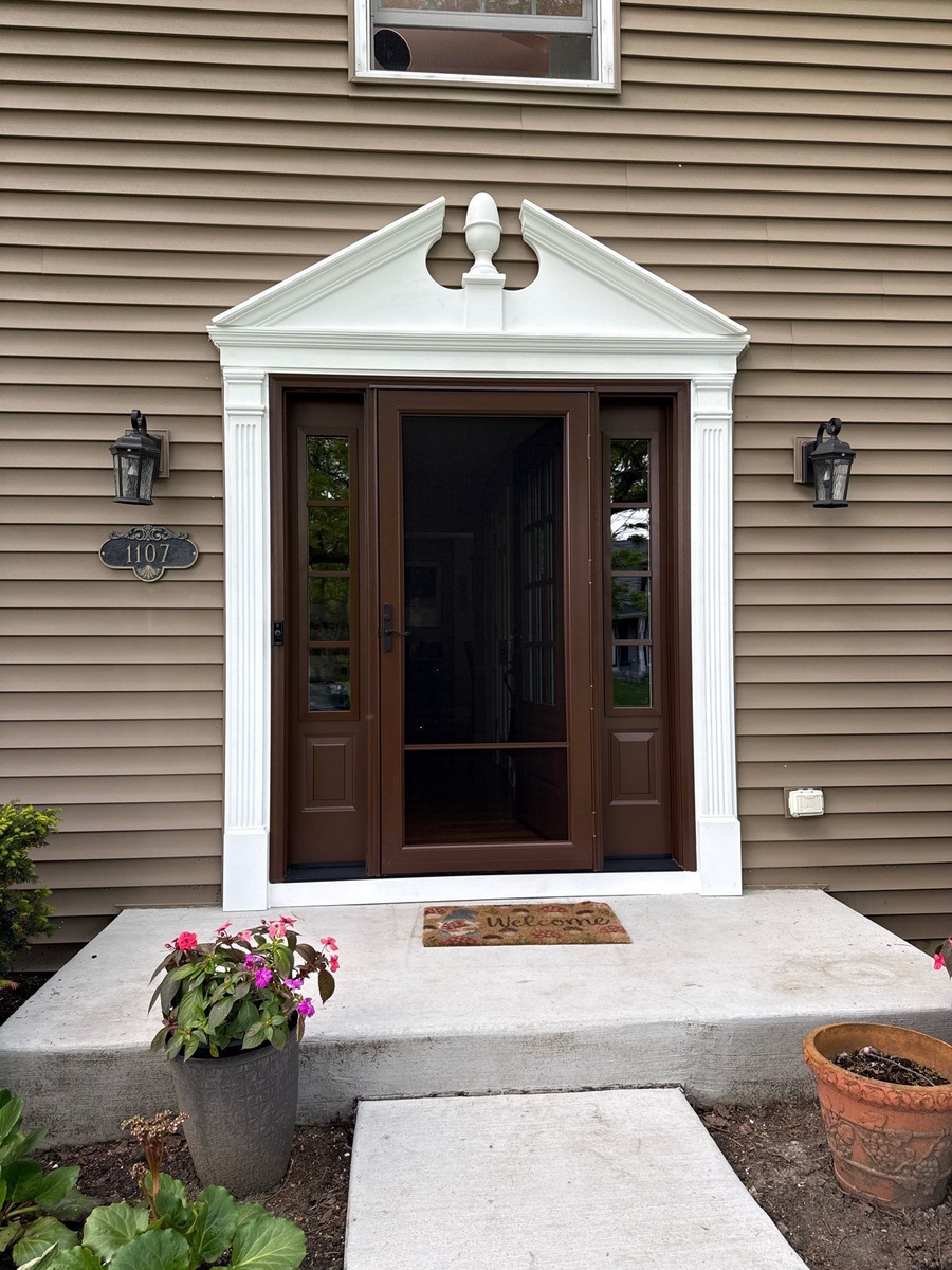 1107 Piccadilly Circle , Naperville, IL, US