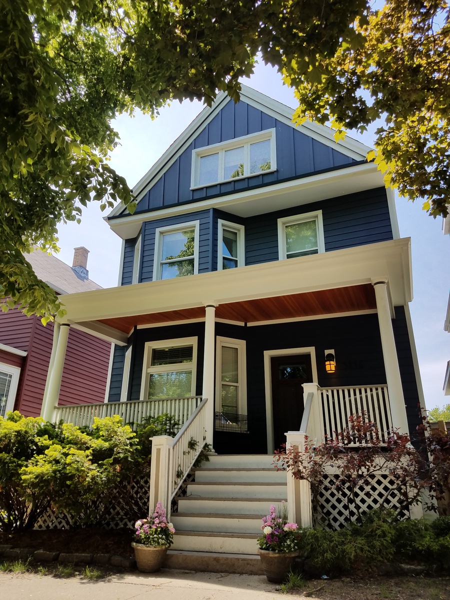 4846 North Hamilton Avenue , Chicago, IL, US