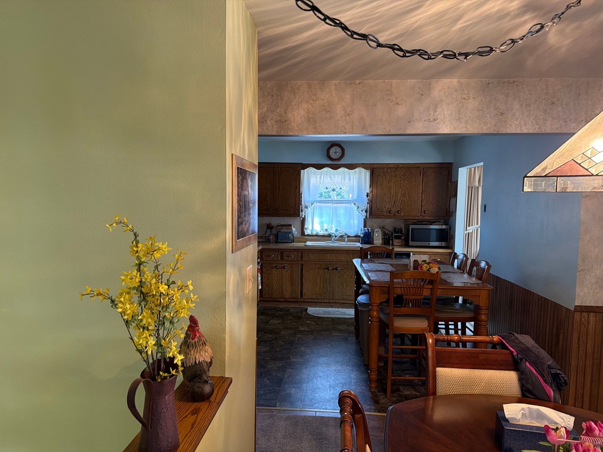 Phillip R. 2147 Laura Lane, Waukesha, WI