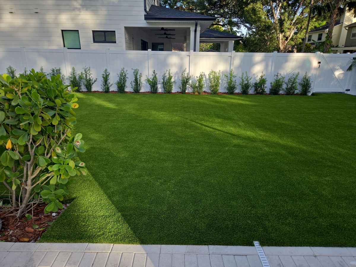 West Leona Street, Tampa, FL, US
