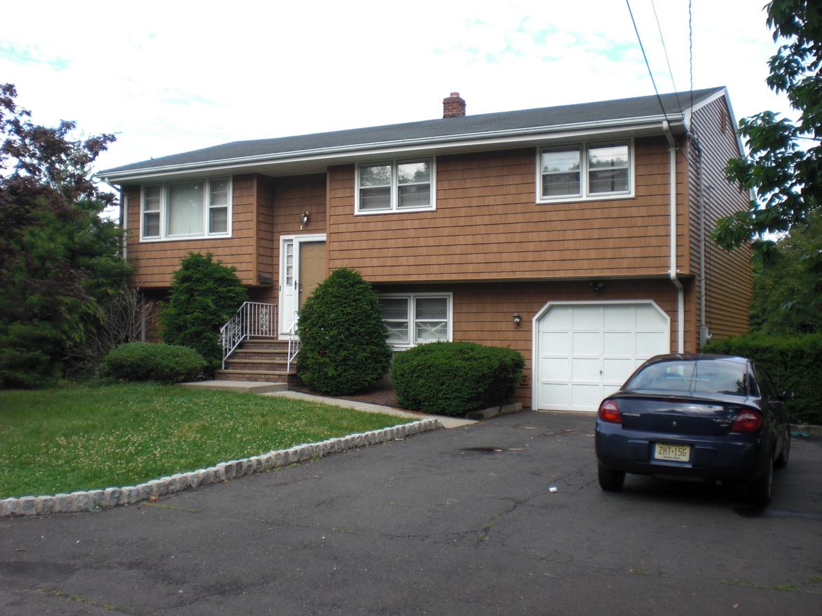 175 Ward Place , Piscataway, NJ, US