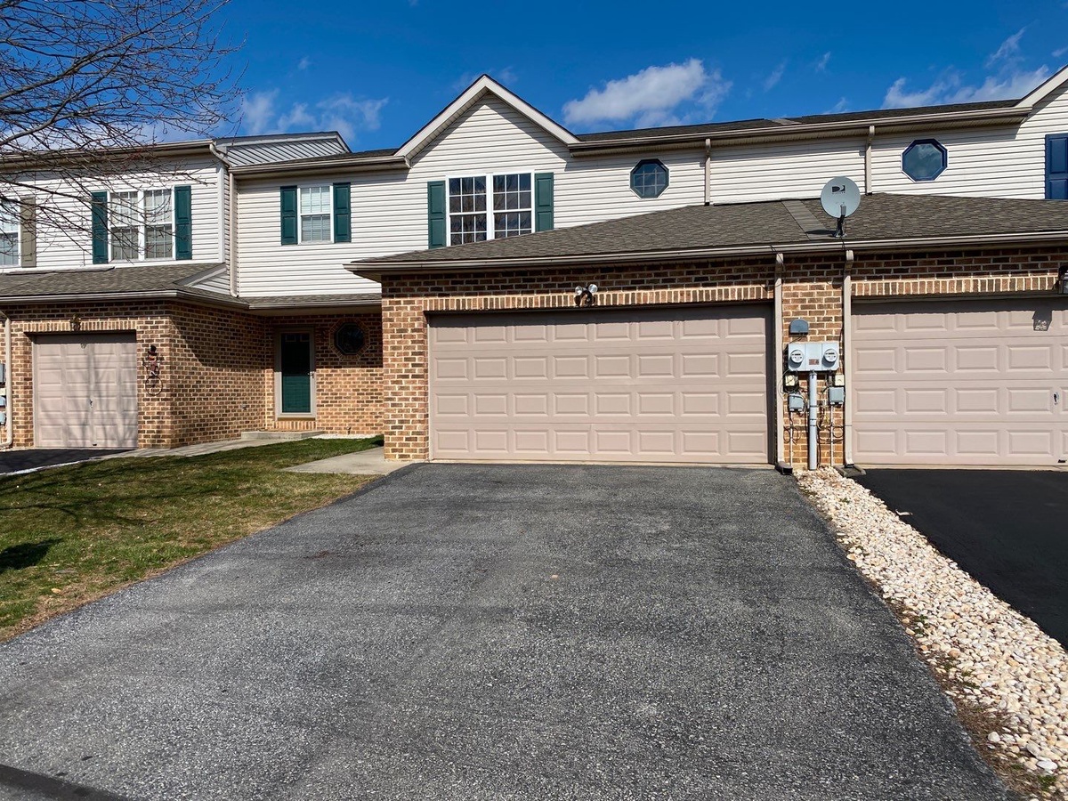6411 Pioneer Drive , Macungie, PA, US