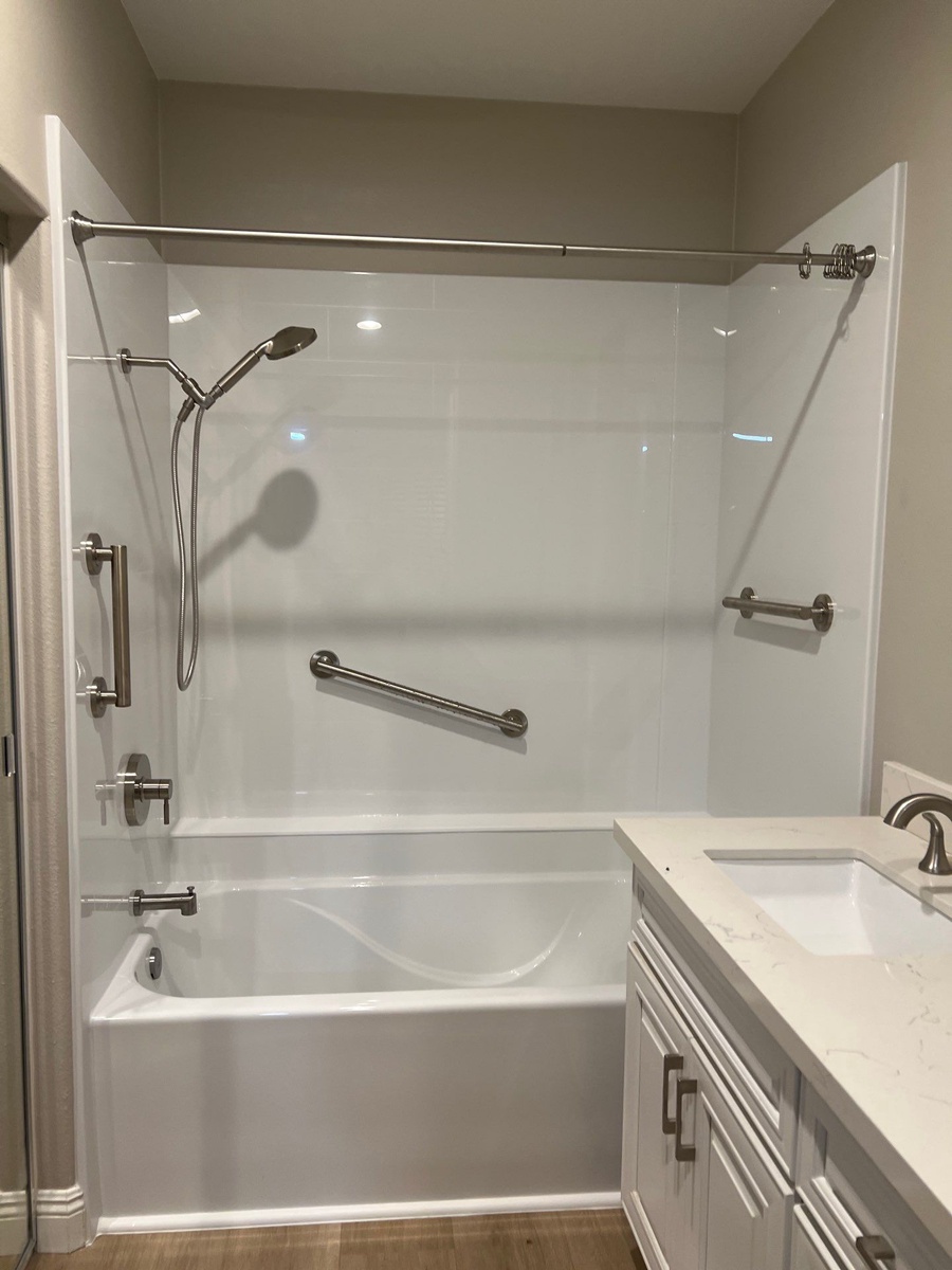 Mission Viejo, CA, 92692, US