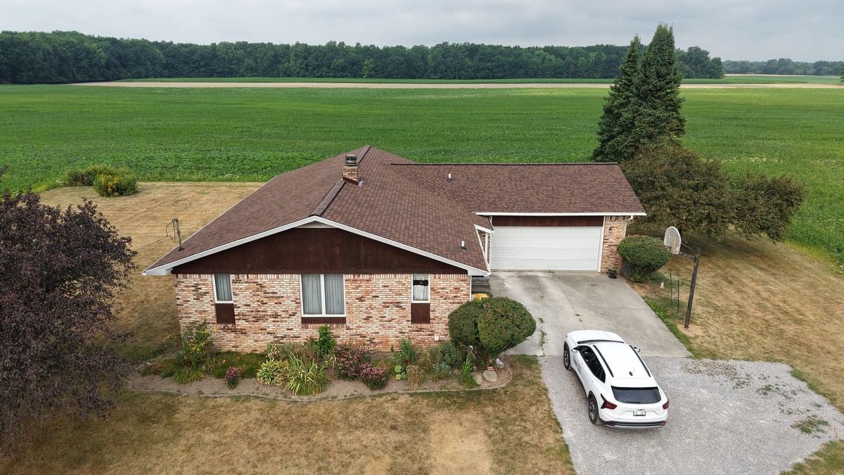 5220 South Nichols Road , Swartz Creek, MI, US