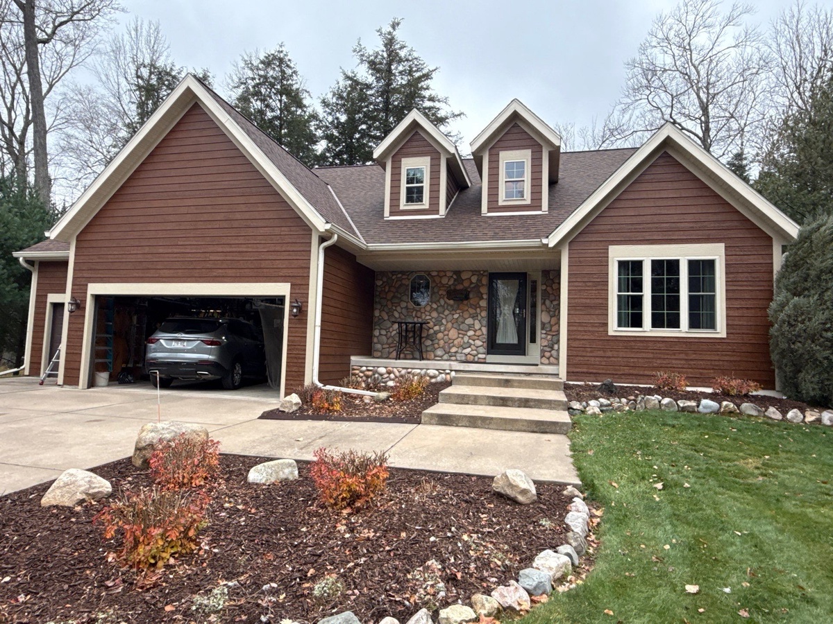 1222 Crystal Pointe Court , Three Lakes, WI, US