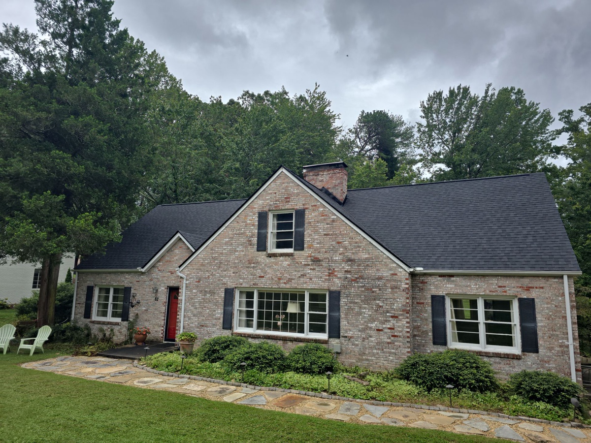 62 Greenleaf Circle , Asheville, NC, US