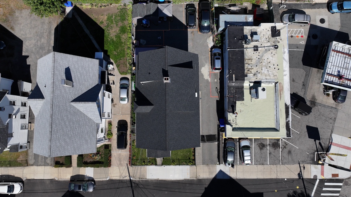 96 Appleton Avenue , Pawtucket, RI, US