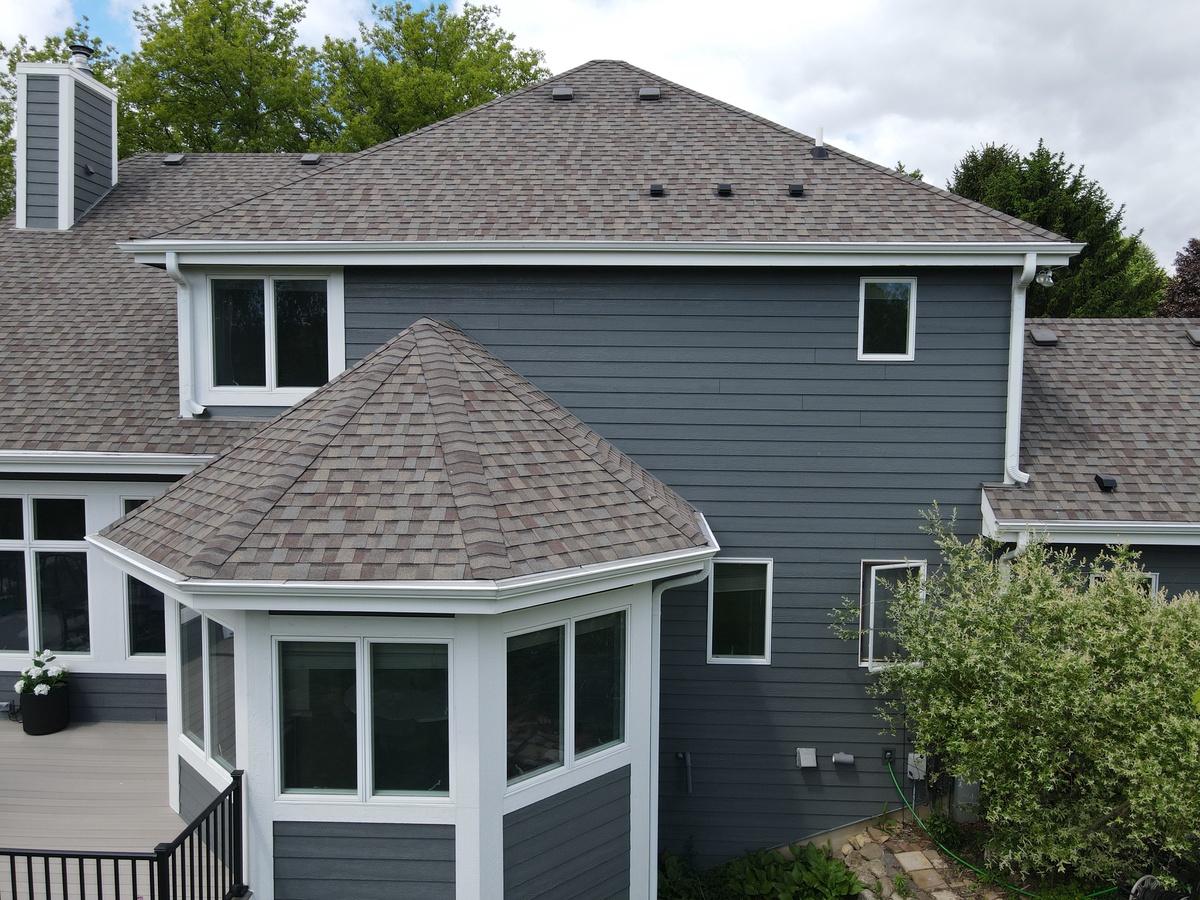 W293N3752 Round Hill Circle , Pewaukee, WI, US