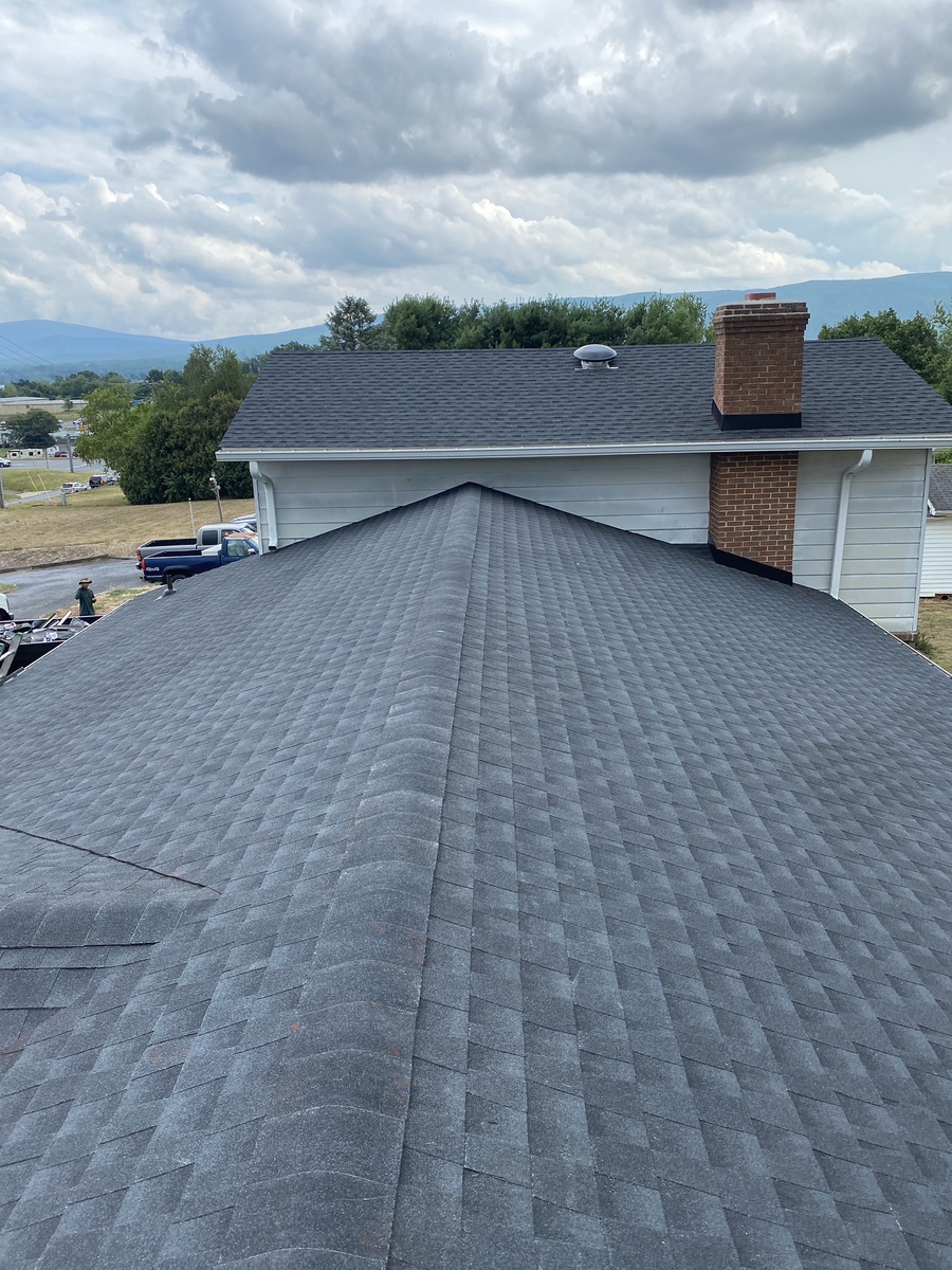 1843 White Hill Road , Stuarts Draft, VA, US