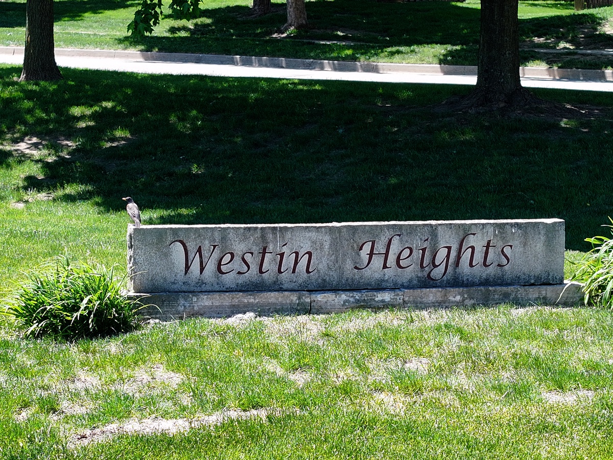 900 67th Street , Windsor Heights, IA, US