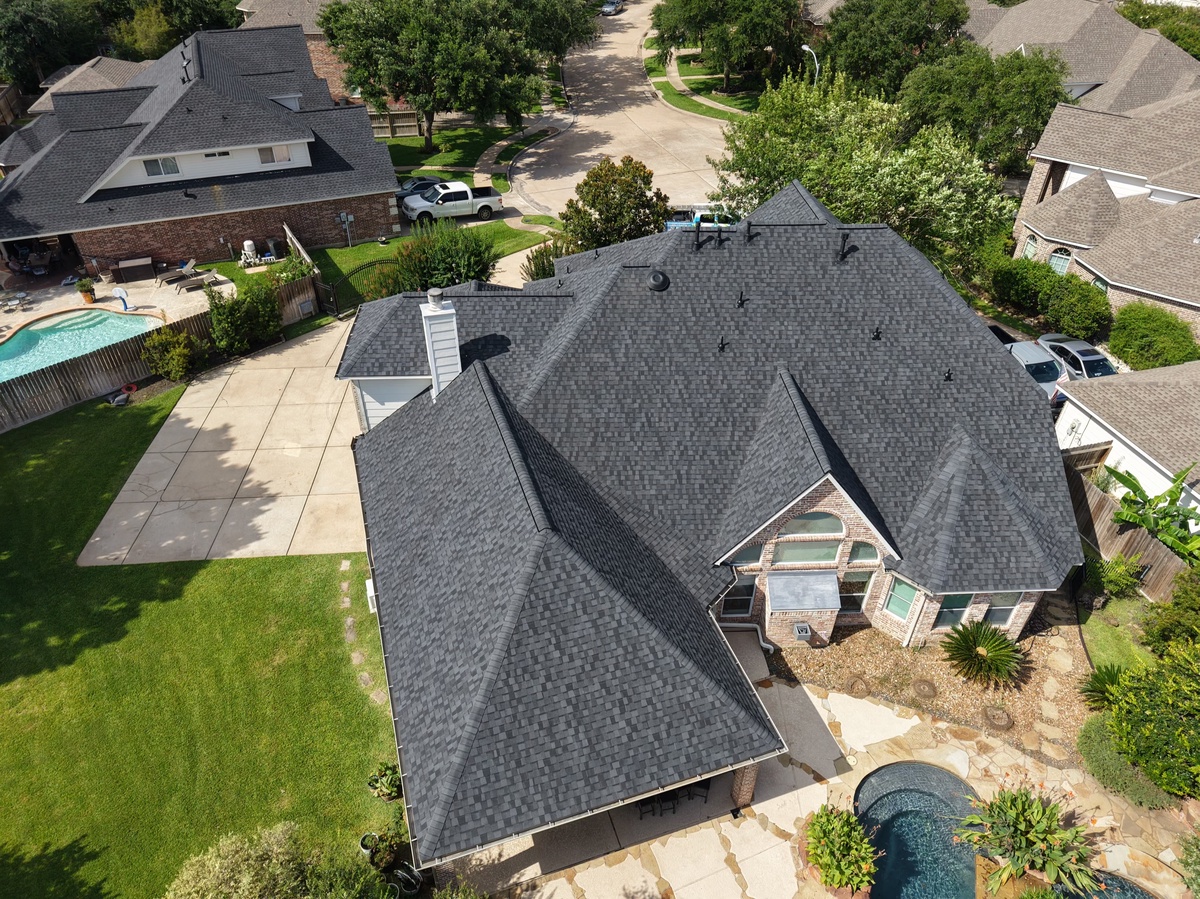 17426 Pinecreek Hollow Lane , Houston, TX, US