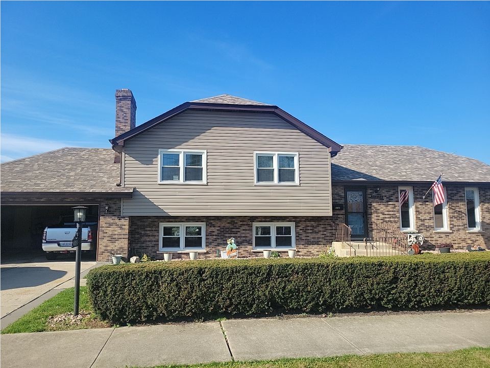 10824 South Nashville Avenue , Worth, IL, US