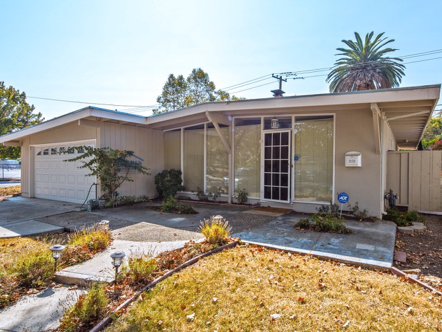 Corona, CA, 92879, US