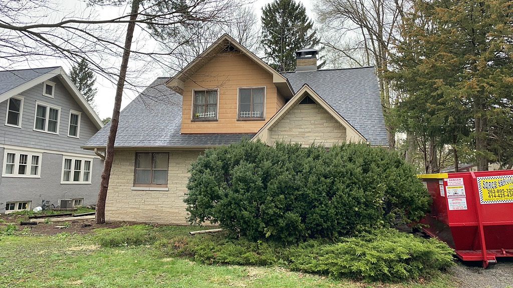 164 Pine Street , Oconomowoc, WI, US