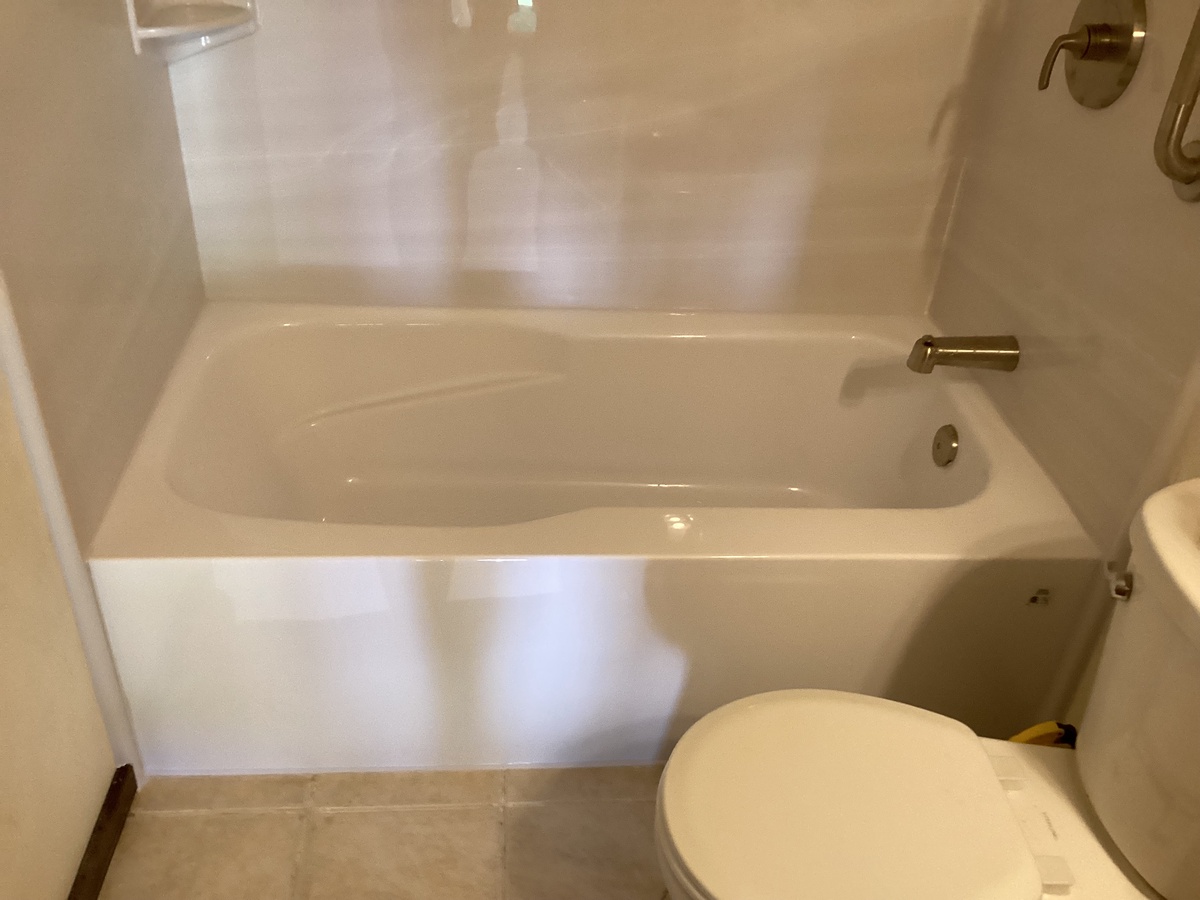 2549 Oneida Avenue , Oshkosh, WI, US