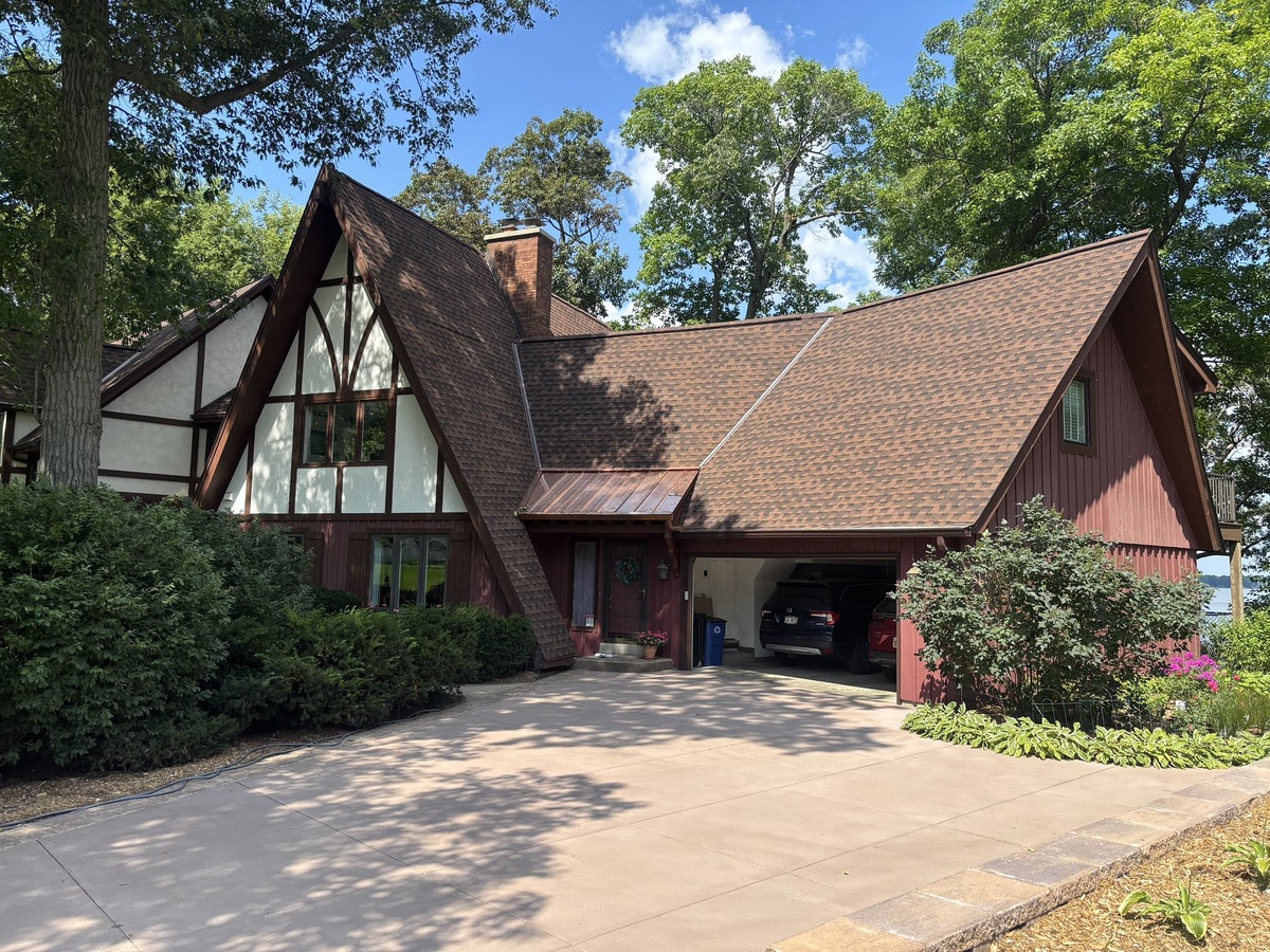 908 Hawks Hollow Drive , Delafield, WI, US