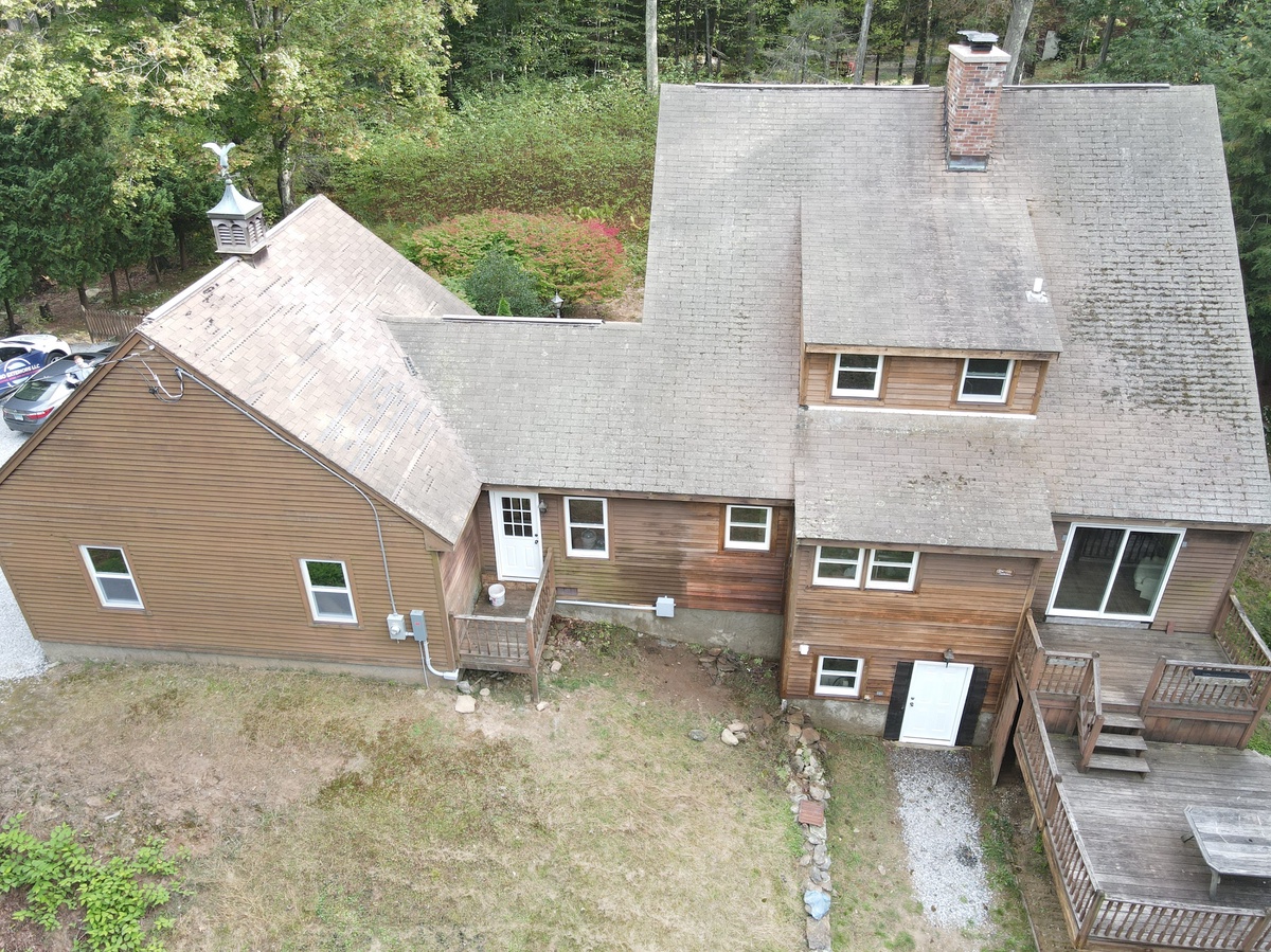 76 Governors Hill Road , Oxford, CT, US