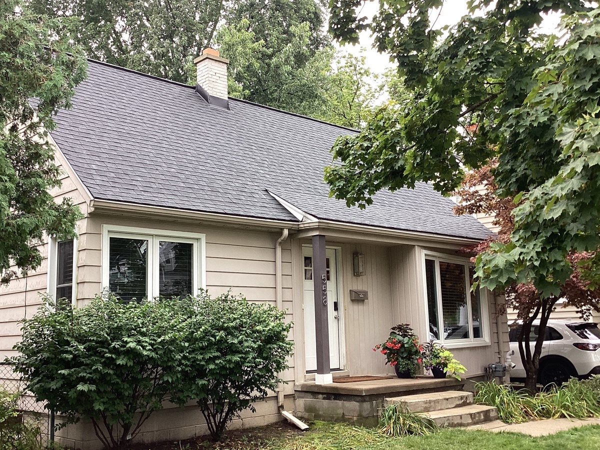 558 Bennaville Avenue , Birmingham, MI, US