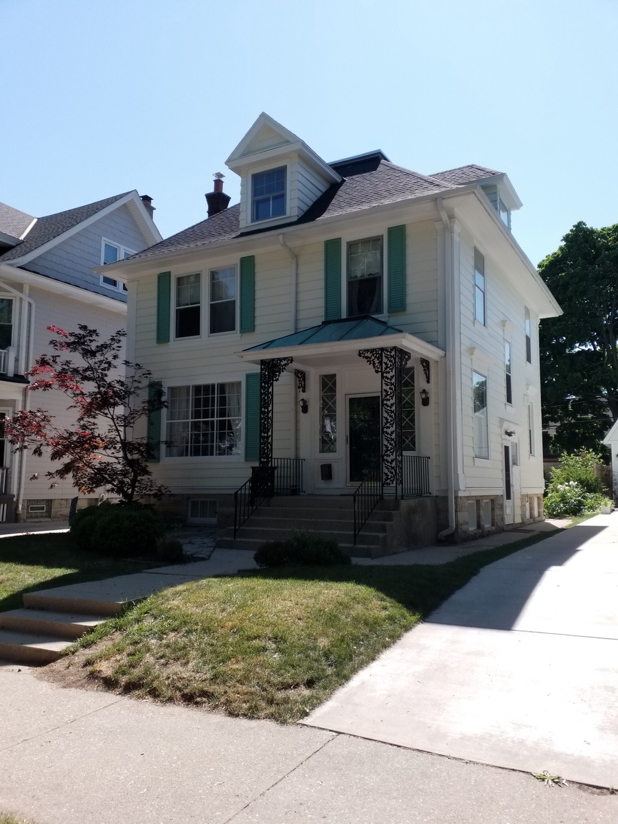 Jennifer M. 2747 North Hackett Avenue, Milwaukee, WI