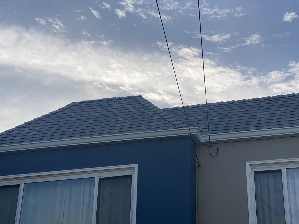New Bitumen and Shingle Roof, CA