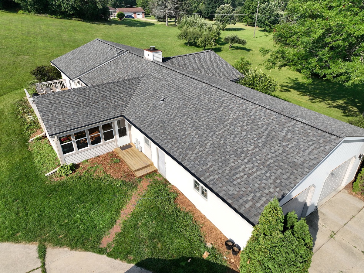 S47W36421 Meadows Drive , Dousman, WI, US