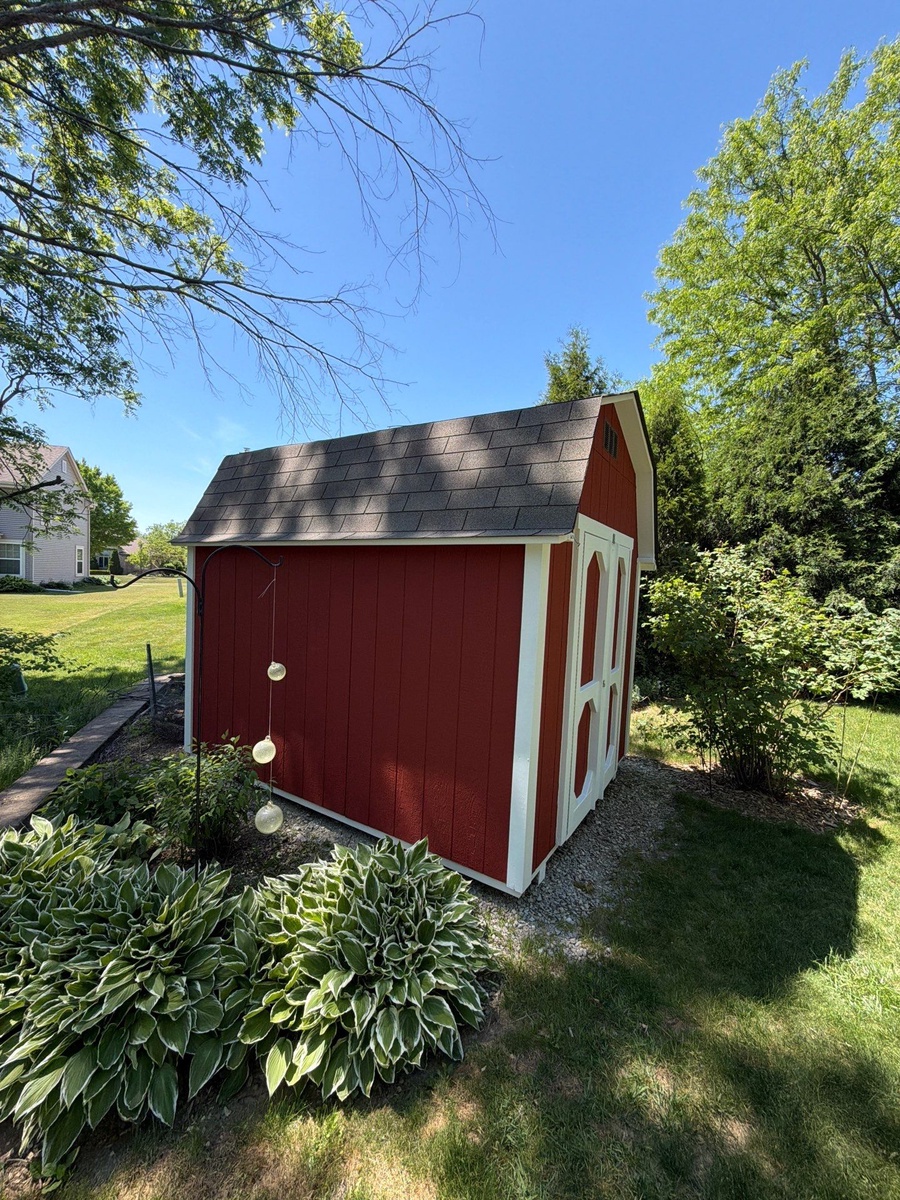 Barb W. 6953 W Southview Dr, Franklin, WI