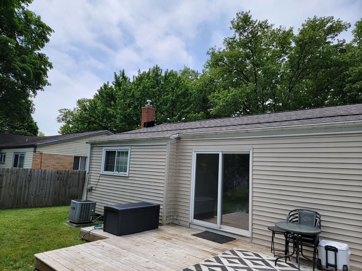 1626 CARLTON AVE NE , GRAND RAPIDS, MI, US