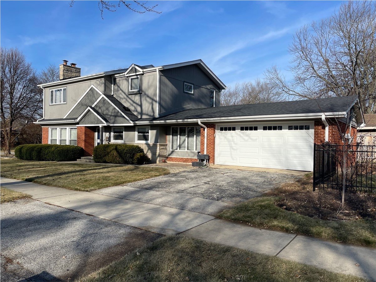 2106 East Park Street , Arlington Heights, IL, US