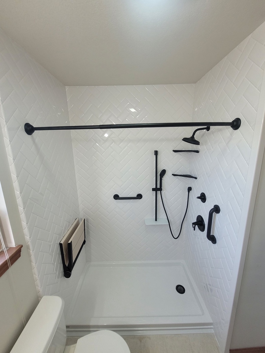 3437 Southeast Walnut Drive , Topeka, KS, US